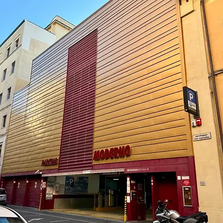 Affittacamere The Shuttle Livorno