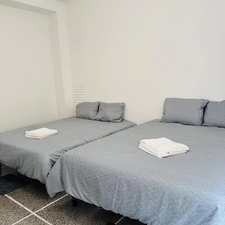 The Shuttle Rooms - Al Porto - Fortezza - Vicino Prefettura *