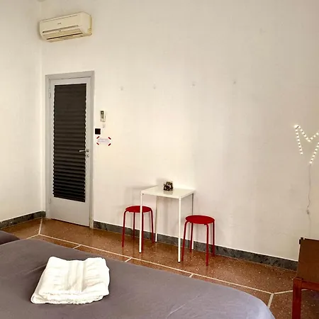 The Shuttle Rooms - Al Porto - Fortezza - Vicino Prefettura * 리보르노