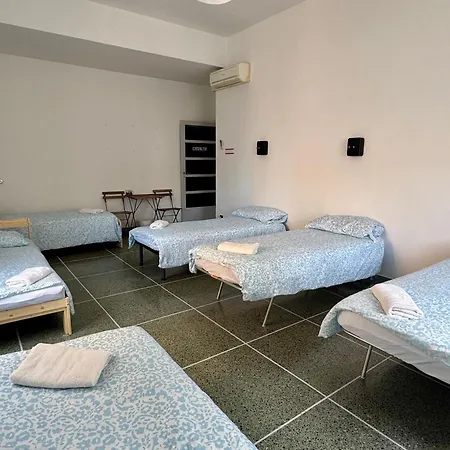 B&B The Shuttle Rooms - Al Porto - Fortezza - Vicino Prefettura