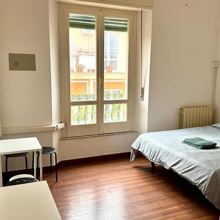The Shuttle Rooms - Al Porto - Fortezza - Vicino Prefettura