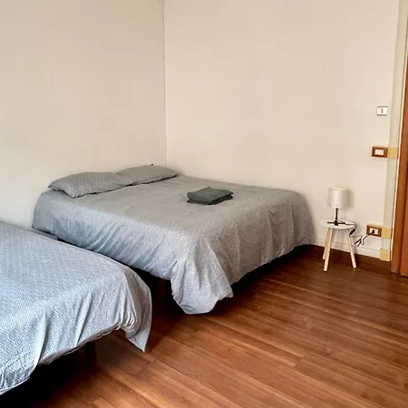 B&B The Shuttle Rooms - Al Porto - Fortezza - Vicino Prefettura *
