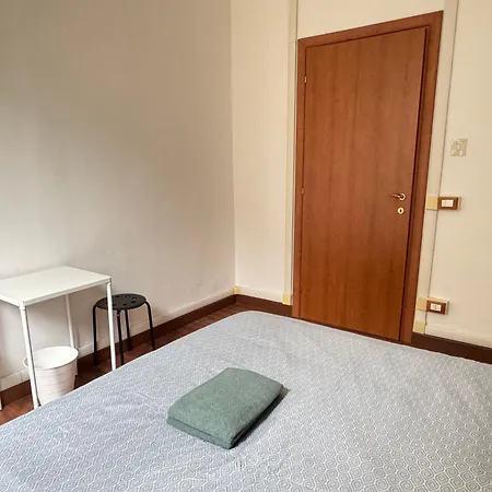 The Shuttle Rooms - Al Porto - Fortezza - Vicino Prefettura