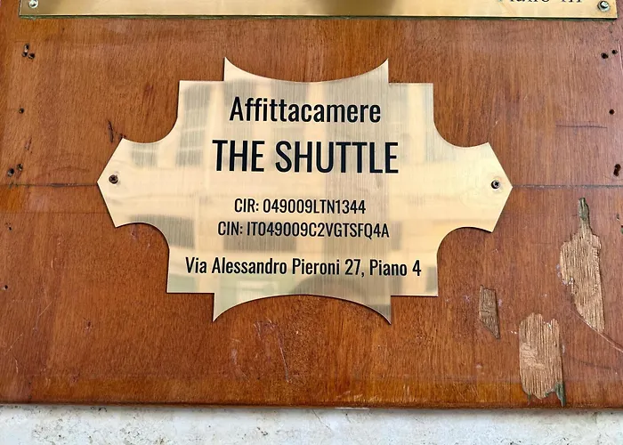 Bed & Breakfast The Shuttle *