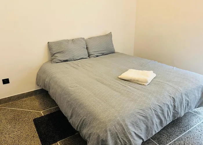 The Shuttle Bed & Breakfast Livorno