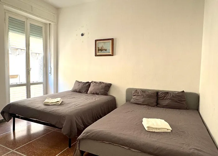 Bed & Breakfast The Shuttle Livorno