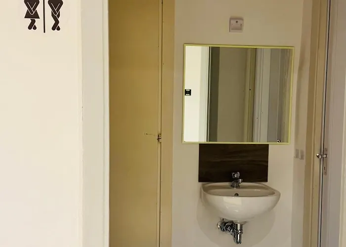 The Shuttle Bed & Breakfast Livorno