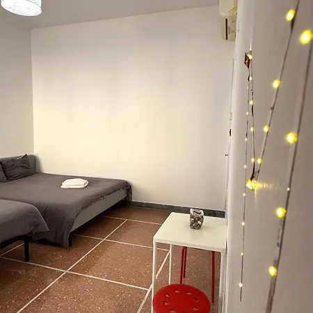 Affittacamere The Shuttle Bed and breakfast *